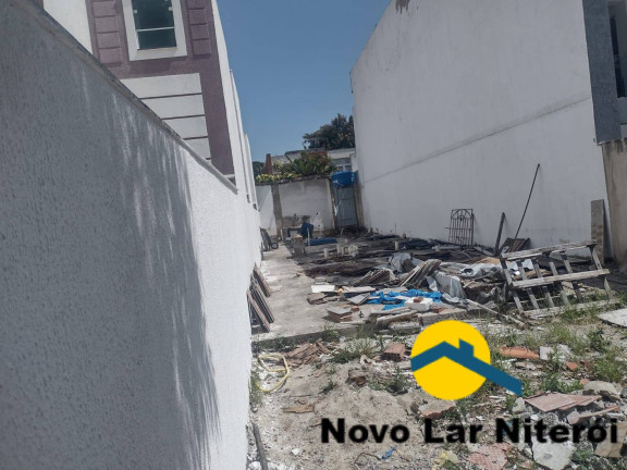 Imagem Terreno à Venda, 180 m² em São Francisco - Niterói Imagem Terreno à Venda, 180 m² em São Francisco - Niterói