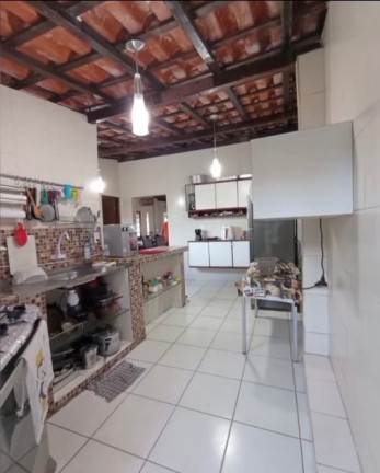 Imagem Imóvel com 5 Quartos à Venda, 240 m² em Portão - Lauro De Freitas Imagem Imóvel com 5 Quartos à Venda, 240 m² em Portão - Lauro De Freitas