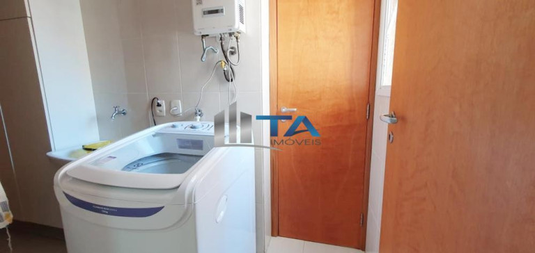 Imagem Imóvel com 3 Quartos à Venda, 85 m² em Centro - Campinas Imagem Imóvel com 3 Quartos à Venda, 85 m² em Centro - Campinas