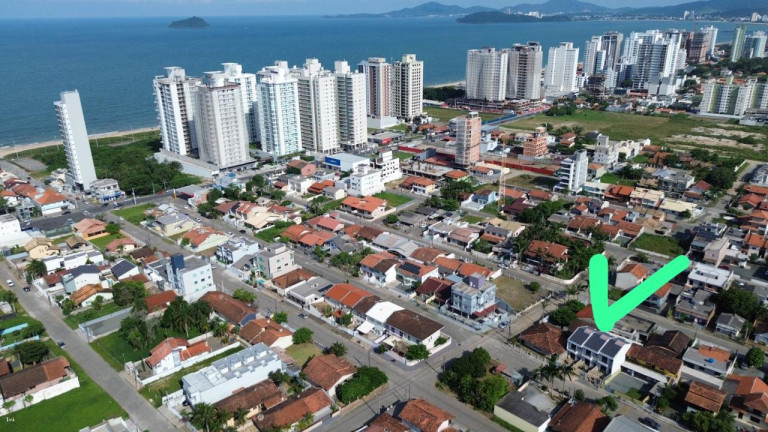 Imagem Sobrado com 2 Quartos à Venda, em Itacolomi - Balneário Piçarras Imagem Sobrado com 2 Quartos à Venda, em Itacolomi - Balneário Piçarras