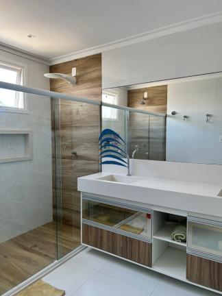 Imagem Casa com 5 Quartos à Venda, 331 m² em Vilas Do Atlântico - Lauro De Freitas Imagem Casa com 5 Quartos à Venda, 331 m² em Vilas Do Atlântico - Lauro De Freitas