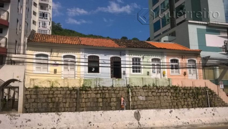 Imagem Casa com 2 Quartos à Venda, 339 m² em Centro - Florianópolis Imagem Casa com 2 Quartos à Venda, 339 m² em Centro - Florianópolis