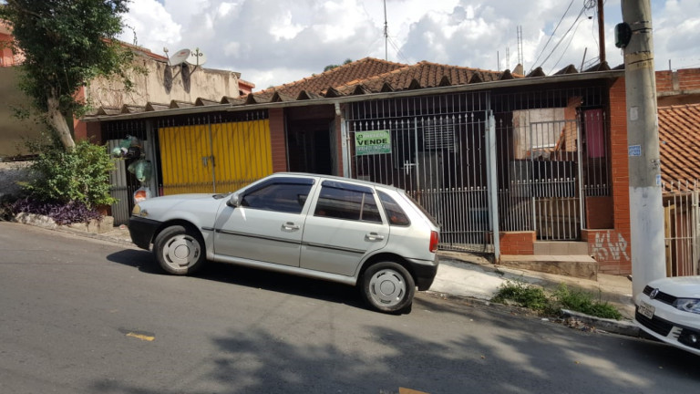 Casa à Venda, 250 m² em Vila Três Irmãos  - Carapicuíba
