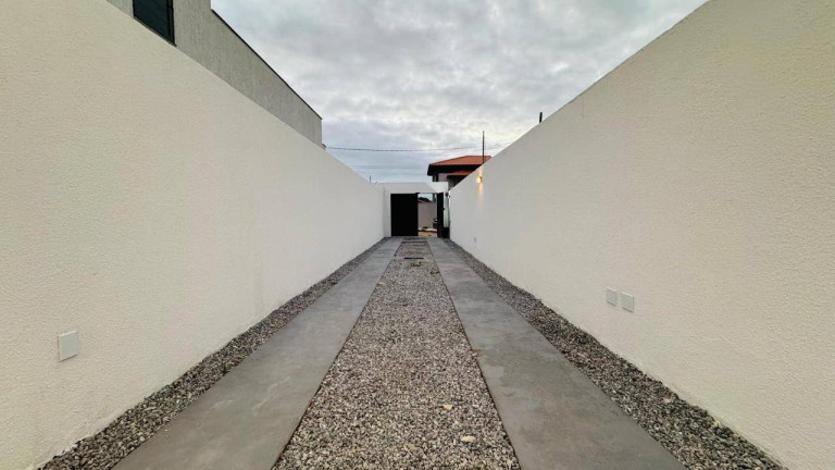 Imagem Casa com 2 Quartos à Venda, 60 m² em Jardim Peró - Cabo Frio Imagem Casa com 2 Quartos à Venda, 60 m² em Jardim Peró - Cabo Frio