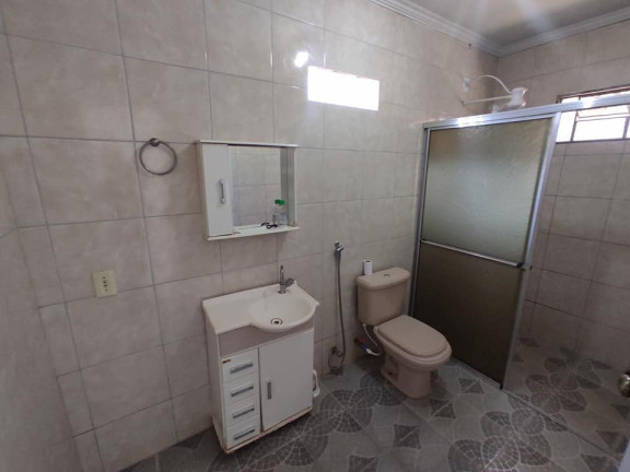Imagem Imóvel com 
            	4             Quartos à Venda, 130 m² em 
            	Parque Santa Cruz             - 
            	Goiania            