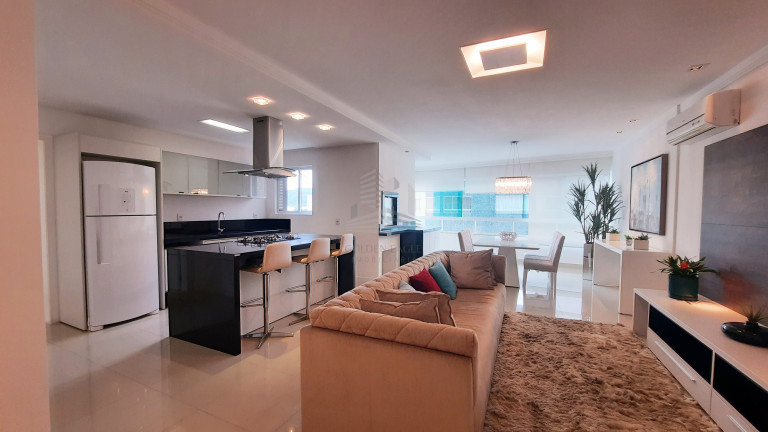 Imagem Apartamento com 3 Quartos à Venda, 256 m² em Centro - Balneário Camboriú Imagem Apartamento com 3 Quartos à Venda, 256 m² em Centro - Balneário Camboriú