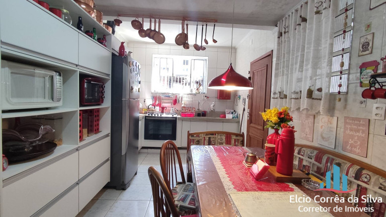 Imagem Casa com 4 Quartos à Venda, 180 m² em Boqueirão - Santos Imagem Casa com 4 Quartos à Venda, 180 m² em Boqueirão - Santos