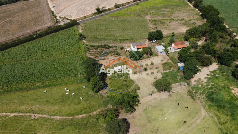 Imagem Imóvel com 2 Quartos à Venda, 165 m² em Mato Dentro - Artur Nogueira Imagem Imóvel com 2 Quartos à Venda, 165 m² em Mato Dentro - Artur Nogueira