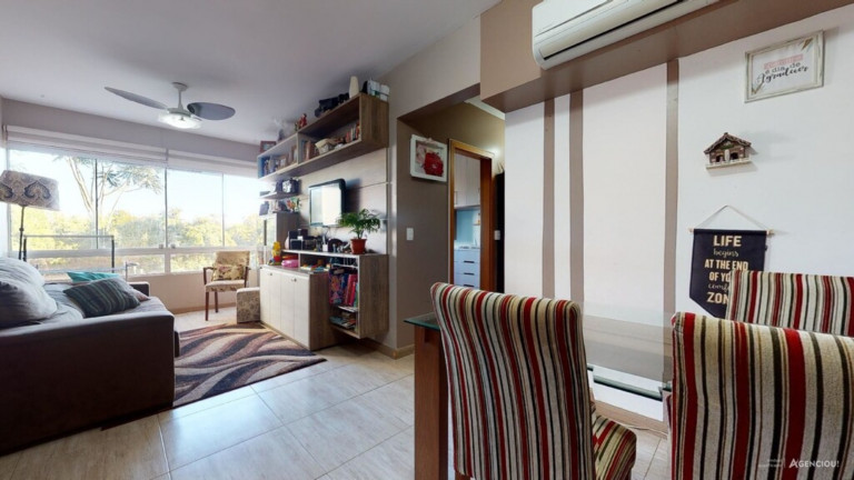 Imagem Imóvel com 3 Quartos à Venda, 71 m² em Cavalhada - Porto Alegre Imagem Imóvel com 3 Quartos à Venda, 71 m² em Cavalhada - Porto Alegre