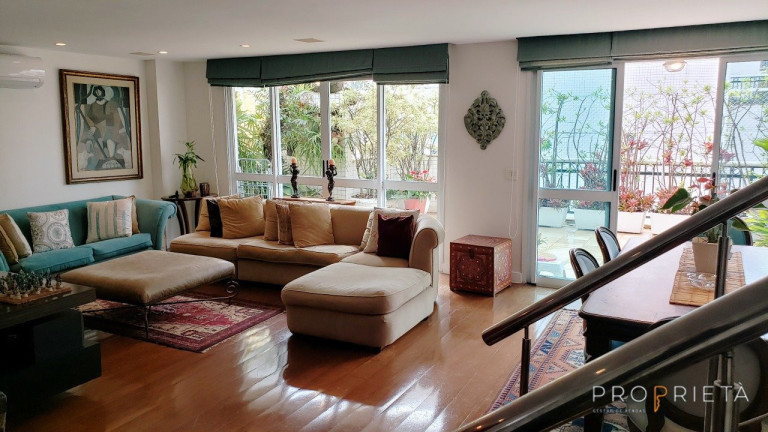 Cobertura com 4 Quartos à Venda, 247 m² em Leblon - Rio De Janeiro