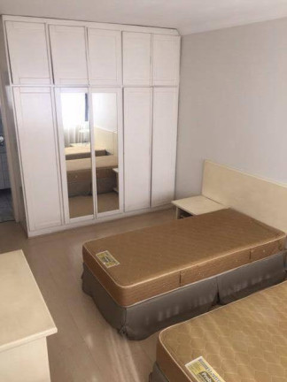 Imagem Apartamento com 1 Quarto à Venda, 64 m² em Alphaville - Barueri