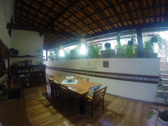 Imagem Casa com 4 Quartos à Venda, 271 m² em Badu - Niterói Imagem Casa com 4 Quartos à Venda, 271 m² em Badu - Niterói