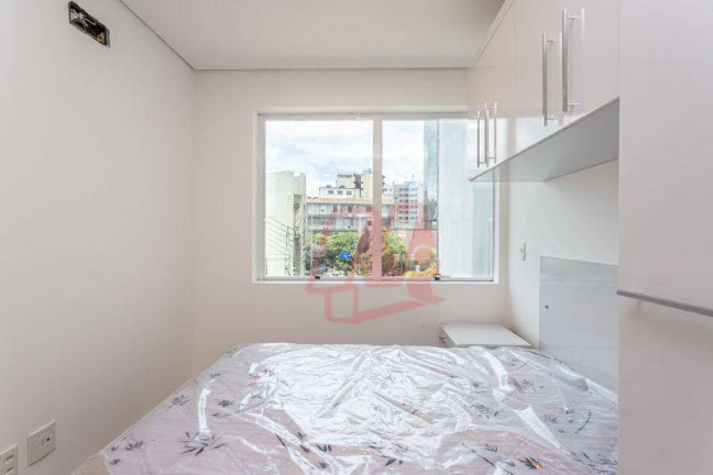Imagem Studio com 1 Quarto para Alugar, 37 m² em Centro - Porto Alegre Imagem Studio com 1 Quarto para Alugar, 37 m² em Centro - Porto Alegre