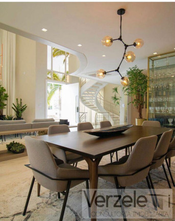 Casa com 4 Quartos à Venda, 634 m² em Barra - Balneário Camboriú