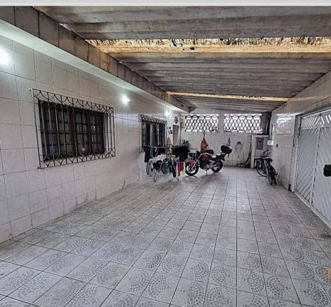 Imagem Casa com 3 Quartos à Venda, 220 m² em Bom Retiro - Santos Imagem Casa com 3 Quartos à Venda, 220 m² em Bom Retiro - Santos