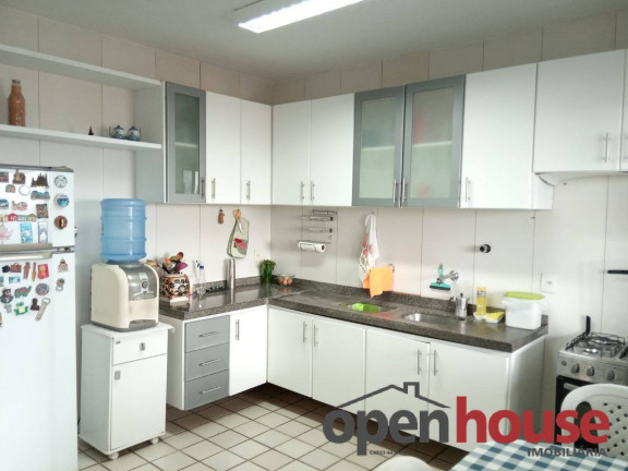 Imagem Apartamento com 3 Quartos à Venda, 186 m² em Candelária - Natal Imagem Apartamento com 3 Quartos à Venda, 186 m² em Candelária - Natal