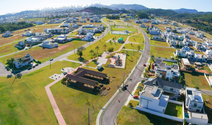 Imagem Casa com 3 Quartos à Venda, 289 m² em Santa Regina - Camboriú Imagem Casa com 3 Quartos à Venda, 289 m² em Santa Regina - Camboriú