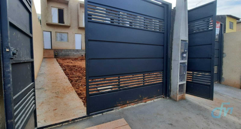 Imagem Sobrado com 2 Quartos à Venda, 77 m² em Vila São Sebastião - Mogi Das Cruzes Imagem Sobrado com 2 Quartos à Venda, 77 m² em Vila São Sebastião - Mogi Das Cruzes