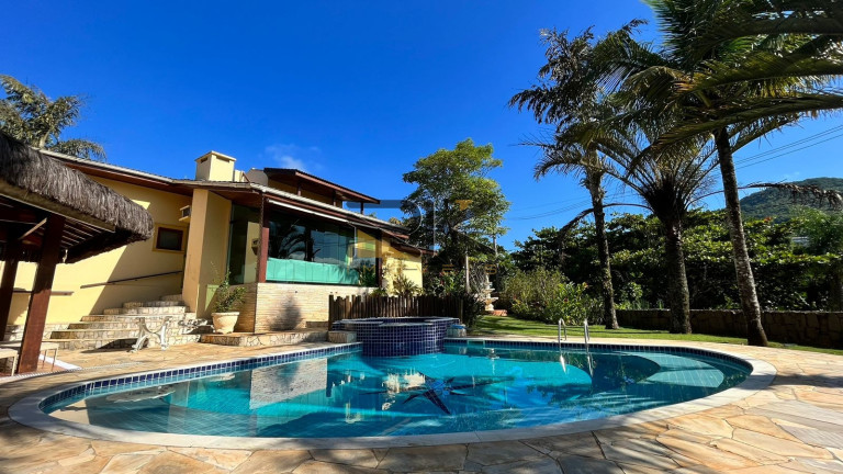 Imagem Casa de Condomínio com 4 Quartos à Venda, 300 m² em Toninhas - Ubatuba