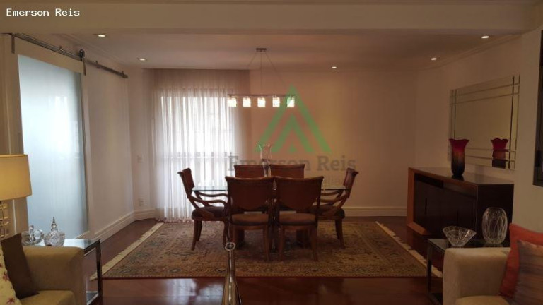 Imagem Casa com 5 Quartos à Venda, 275 m² em Campo Belo - São Paulo