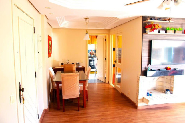 Imagem Apartamento com 2 Quartos à Venda, 93 m² em Santana - Porto Alegre Imagem Apartamento com 2 Quartos à Venda, 93 m² em Santana - Porto Alegre