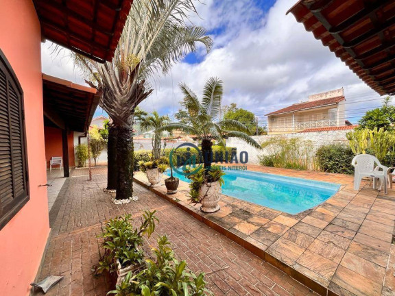 Imagem Casa com 3 Quartos à Venda, 260 m² em Itaipu - Niterói Imagem Casa com 3 Quartos à Venda, 260 m² em Itaipu - Niterói