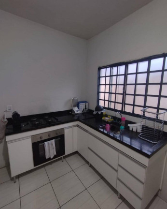 Imagem Casa com 3 Quartos à Venda, 360 m² em Bauru Imagem Casa com 3 Quartos à Venda, 360 m² em Bauru