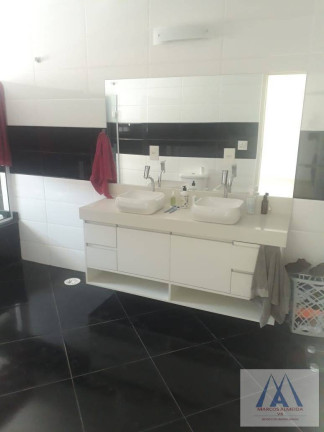 Imagem Sobrado com 3 Quartos à Venda, 435 m² em Vila Oliveira - Mogi Das Cruzes Imagem Sobrado com 3 Quartos à Venda, 435 m² em Vila Oliveira - Mogi Das Cruzes