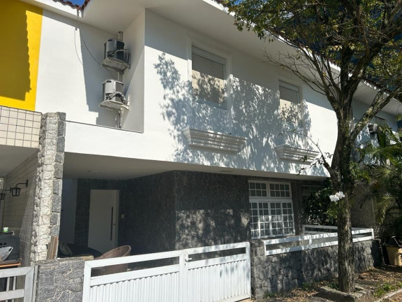 Imagem Casa com 3 Quartos à Venda, 155 m² em Aparecida - Santos