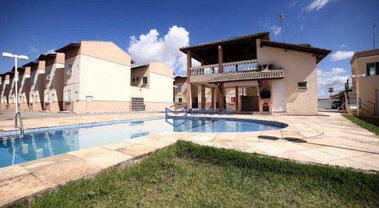 Imagem Casa com 2 Quartos à Venda, 63 m² em Siqueira - Fortaleza Imagem Casa com 2 Quartos à Venda, 63 m² em Siqueira - Fortaleza