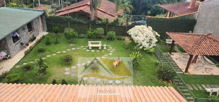 Imagem Casa com 10 Quartos à Venda, 550 m² em Braunes - Nova Friburgo Imagem Casa com 10 Quartos à Venda, 550 m² em Braunes - Nova Friburgo