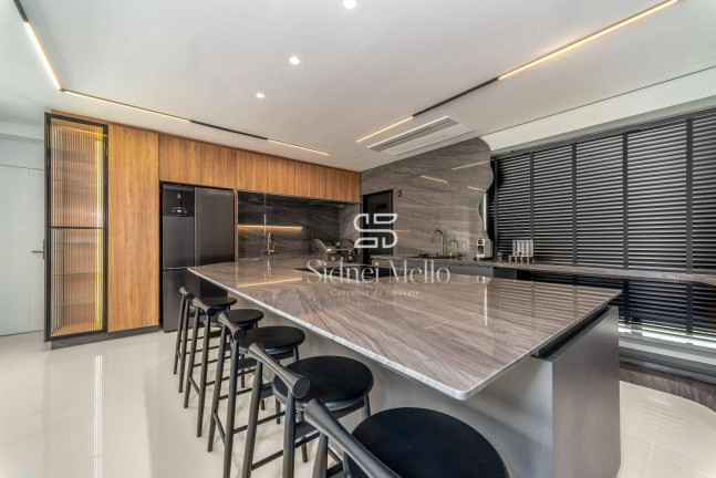 Imagem Apartamento com 4 Quartos à Venda, 261 m² em 2 Quadra Barra Sul - Balneário Camboriú
