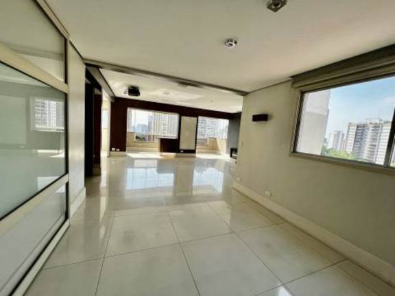 Imagem Imóvel com 3 Quartos à Venda, 220 m² em Campo Belo - São Paulo