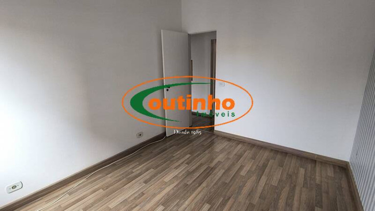 Imagem Apartamento com 3 Quartos à Venda, 119 m² em Maracanã - Rio De Janeiro Imagem Apartamento com 3 Quartos à Venda, 119 m² em Maracanã - Rio De Janeiro