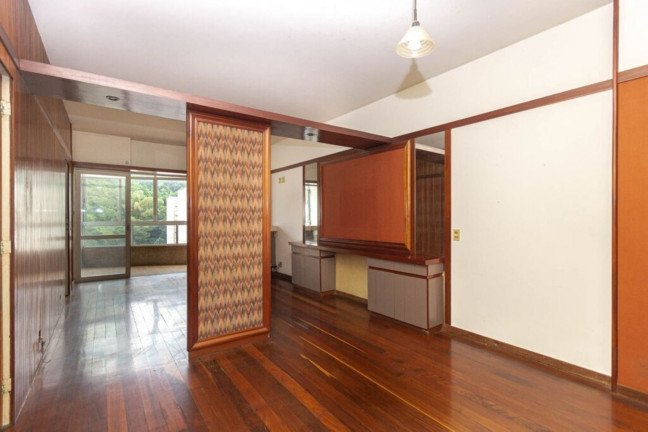 Imagem Imóvel com 2 Quartos à Venda, 120 m² em Copacabana - Rio De Janeiro Imagem Imóvel com 2 Quartos à Venda, 120 m² em Copacabana - Rio De Janeiro