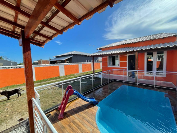 Casa com 2 Quartos à Venda,  em Nova Colifornia - Cabo Frio