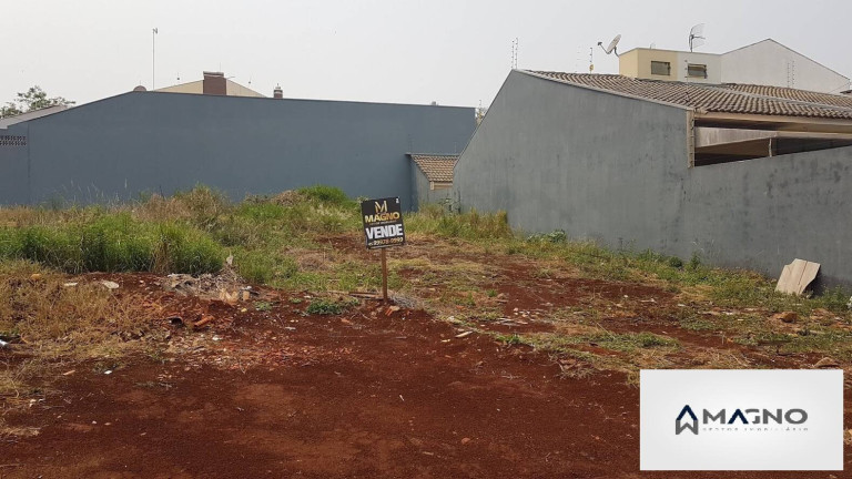 Terreno à Venda, 220 m² em Canadá - Cascavel