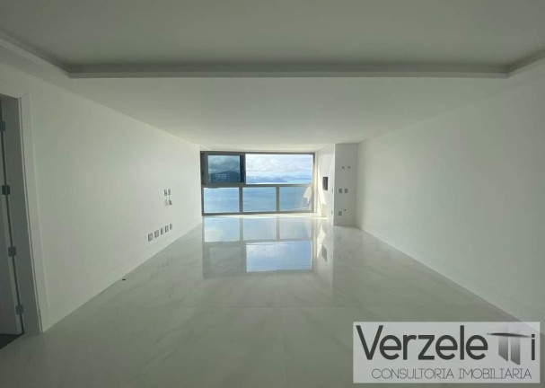 Imagem Apartamento com 4 Quartos à Venda, 230 m² em Centro - Balneário Camboriú Imagem Apartamento com 4 Quartos à Venda, 230 m² em Centro - Balneário Camboriú