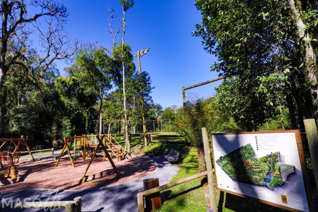 Imagem Terreno à Venda, 1.220 m² em Mato Queimado - Gramado Imagem Terreno à Venda, 1.220 m² em Mato Queimado - Gramado