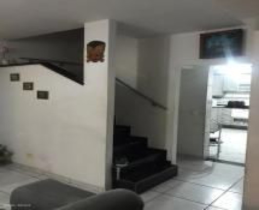 Imagem Imóvel com 3 Quartos à Venda, 245 m² em Metalúrgicos - Osasco