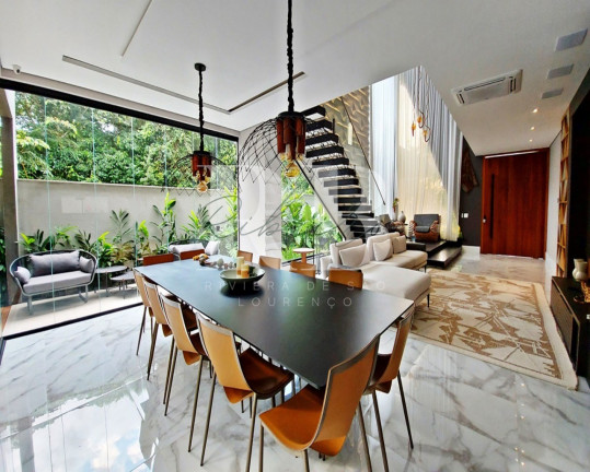 Imagem Imóvel com 6 Quartos à Venda, em Riviera - Bertioga Imagem Imóvel com 6 Quartos à Venda, em Riviera - Bertioga