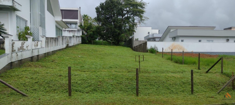 Terreno à Venda, 518 m²