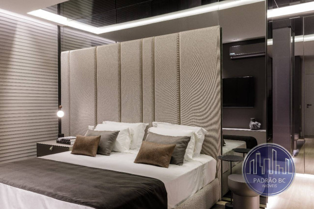 Imagem Cobertura com 4 Quartos à Venda, 330 m² em Bigorrilho - Curitiba