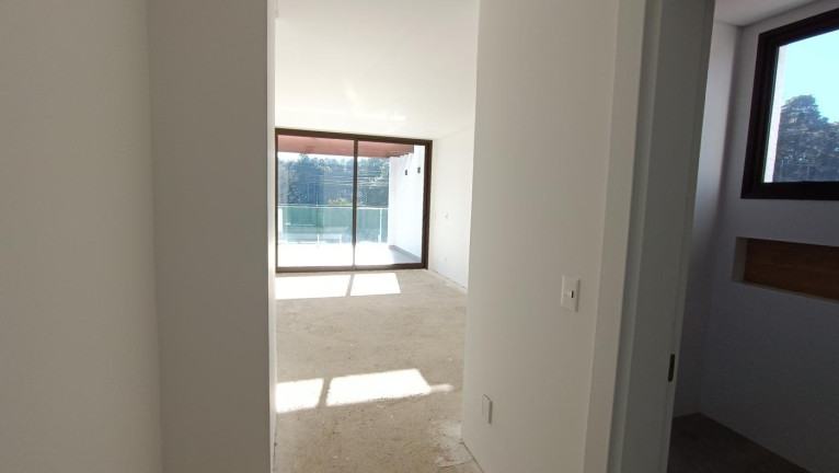 Imagem Casa com 4 Quartos à Venda, 544 m² em Cidade Industrial - Curitiba