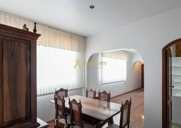 Imagem Imóvel com 4 Quartos à Venda, 130 m² em Lourdes - Belo Horizonte Imagem Imóvel com 4 Quartos à Venda, 130 m² em Lourdes - Belo Horizonte