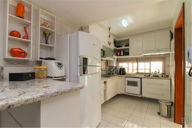 Imagem Casa com 3 Quartos à Venda, em Espírito Santo - Porto Alegre Imagem Casa com 3 Quartos à Venda, em Espírito Santo - Porto Alegre