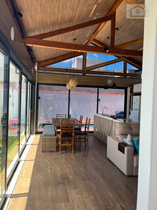 Imagem Casa com 3 Quartos à Venda, 250 m² em Cotia Imagem Casa com 3 Quartos à Venda, 250 m² em Cotia