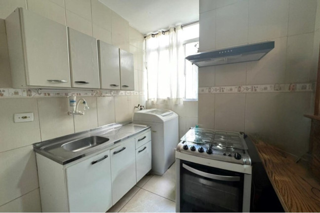 Imagem Imóvel com 1 Quarto à Venda, 44 m² em Vila Ipiranga - Porto Alegre Imagem Imóvel com 1 Quarto à Venda, 44 m² em Vila Ipiranga - Porto Alegre
