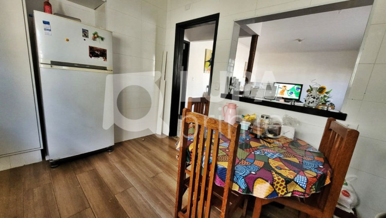 Imagem Casa com 3 Quartos à Venda, 230 m² em Vila Rosália - Guarulhos Imagem Casa com 3 Quartos à Venda, 230 m² em Vila Rosália - Guarulhos