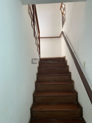 Imagem Casa com 8 Quartos à Venda, em Barreira Cravo - Volta Redonda Imagem Casa com 8 Quartos à Venda, em Barreira Cravo - Volta Redonda
